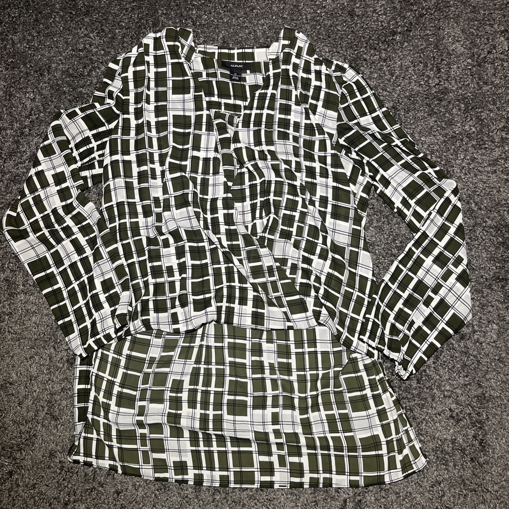 Alfani Women's High Low Blouse Geometric Design Wrap Front Olive Grey Size 10